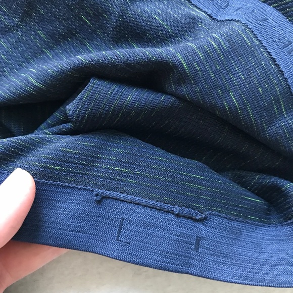 Lululemon Men’s T-Shirts size L - Picture 4 of 5